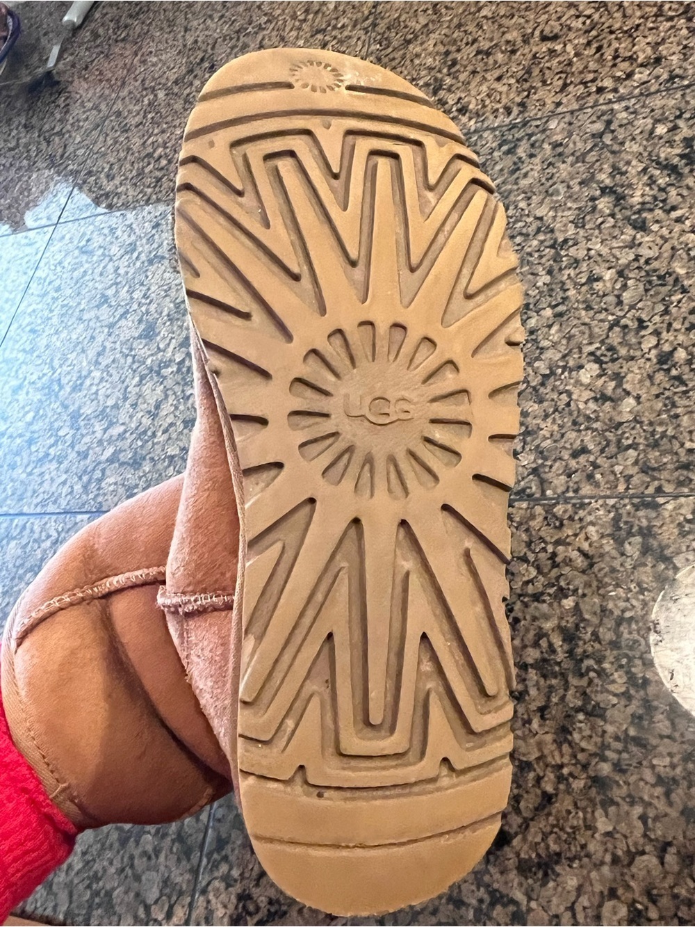 UGG ONE NEAR NEW LEFT SHOE SZ 8 ONLY Chestnut Brown Shearling Lined Footwear - Picture 3 of 6